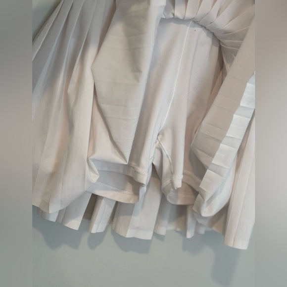 Aerie Offline All Aces Pleated Tennis Skort - White - Picture 5 of 10